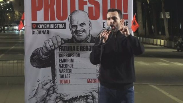 “Qëndresa jonë nuk ndalon”, Lapaj: Edi Rama, një mashtrues që i ka vjedhur popullit palcën