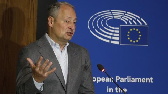 Çështja “Balluku”/ Raportuesi i PE, Andreas Schieder: I sigurt që Kuvendi do të marrë vendimin e duhur