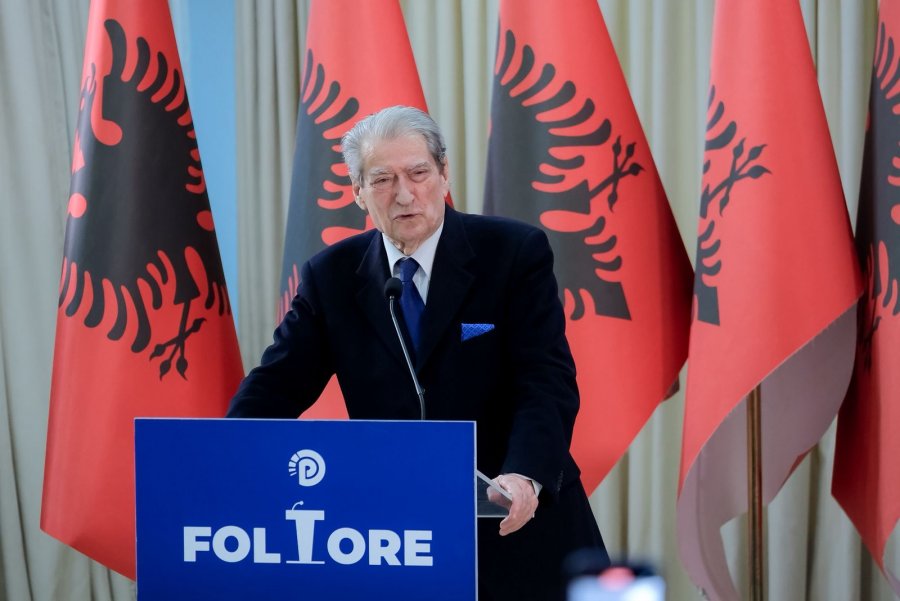 Berisha në Kombinat: E di që jeni të dëshpëruar dhe të lodhur, por sot jemi në agun e një fitoreje të pashmangshme