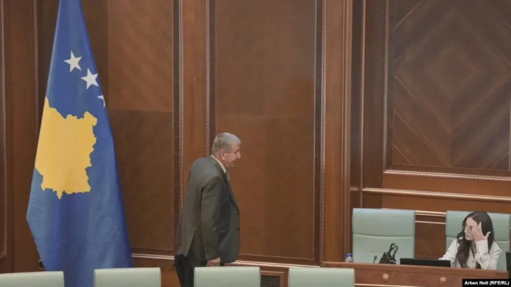 Nis seanca konstituive e Kuvendit të Kosovës, LDK paralajmëron: Nuk do të votojmë pa marrëveshje politike