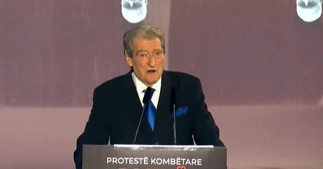 “Do bllokohen rrugët”? – Cilat janë opsionet e PD për 28 shkurtin?