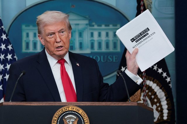 Bota në ankth: A do e japë Donald Trump, urdhërin për të nisur sulmin ndaj Iranit?