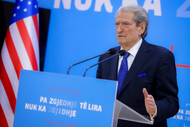 Ndryshimet ligjore të PS, Berisha: Gjykata Kushtetuese e ka rrëzuar këtë marrëzi që në vitin 2002