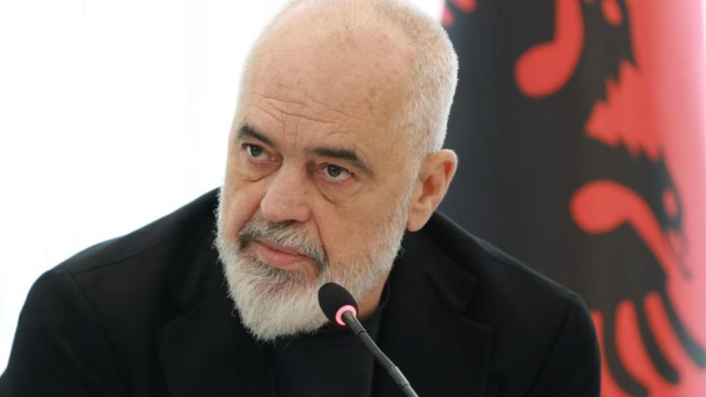 “Taksa e qarkullimit po iku nga nafta, do shkojë diku tjetër”, Rama: Po u vendos taksa tek automjeti, do e paguajnë katërfish më shumë