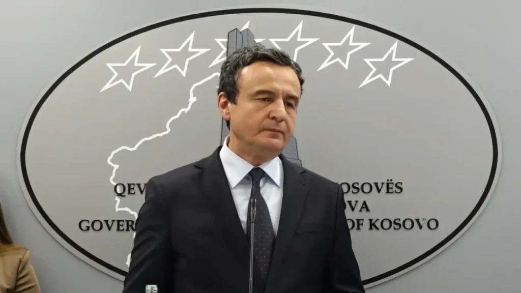 LDK paraqiti dokumentin me 15 firma për Vjosa Osmanin, Kurti: Një listë pa emër, të dalë në votim me Feride Rushitin