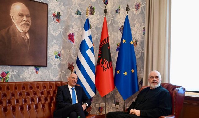 Dendias flet për takimin me Ramën: Folëm për Himarën, nga ku besoj se kam prejardhjen time