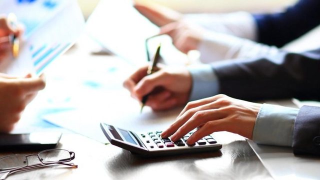 Alarm në banka: 7 miliardë lekë kredi të humbura vitin e kaluar, bizneset mbajnë barrën kryesore