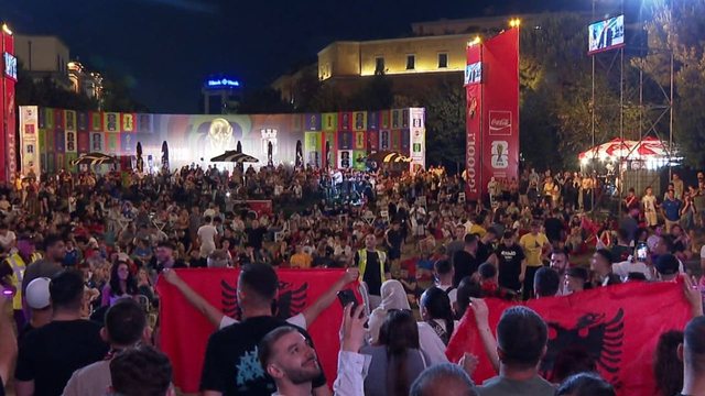Protesta/ Bllokimi i qarkullimit rrugor gjatë tubimit, policia procedon penalisht 15 protestues!