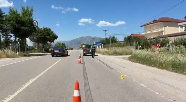 Aksident në rrugën Korçë-Devoll/ Vetura përplas biçikletën, plagoset drejtuesi!