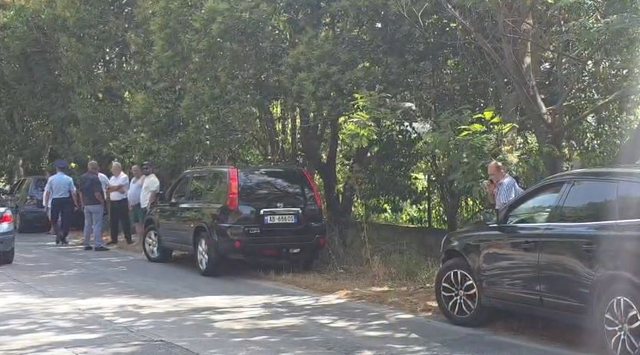 Aksident zinxhir në aksin Fier-Levan, përplasen tre automjete!