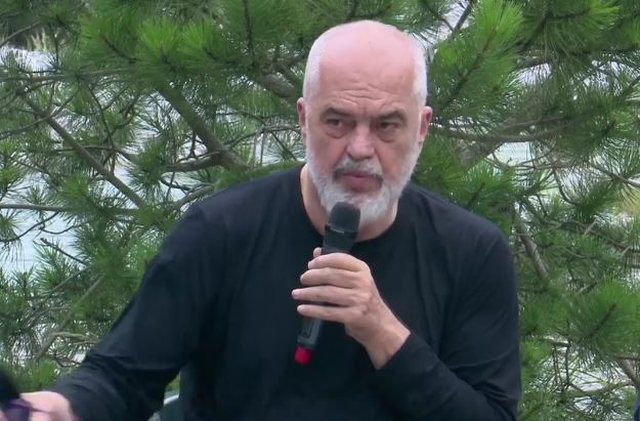 Rama sulmon protestuesit nga Thethi: Sharlatanë, delirantë dhe ekstremistë, që kundërshtojnë investimet e huaja
