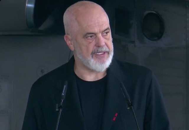 “Kjo që po ndodh në Francë e Spanjë mund të ndodhë edhe te ne”, Rama: Kemi 4 helikopterë gati dhe 3 avionë zjarrfikës në fund të vitit