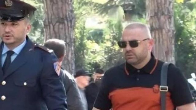 Shoqëroi në makinë Ergys Agasin, GJKKO lë në burg ish-policin Uljan Shpataraku