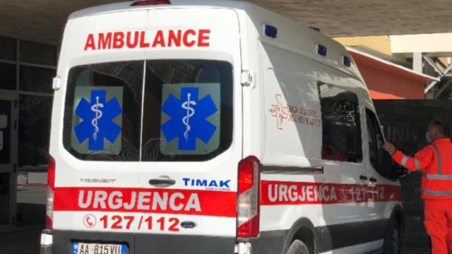 E rëndë në Elbasan/ Gjendet i pajetë një i moshuar, humbi jetën pasi u rrëzua nga biçikleta!