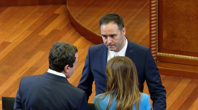 Ngërçi politik në Kosovë drejt zgjidhjes? Konjufca për presidentin: Emrat i kemi gati, por…