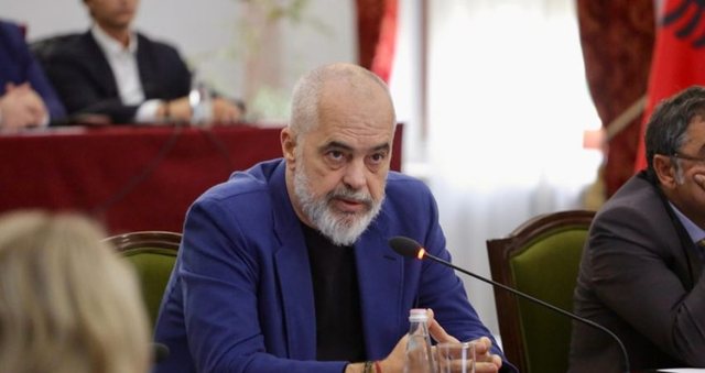 Rama thërret sot në takim ministrat dhe drejtuesit politikë
