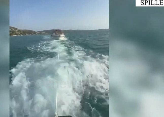 Skafi me tetë persona në bord rrezikon fundosjen në Spille, Policia Kufitare shpëton familjen