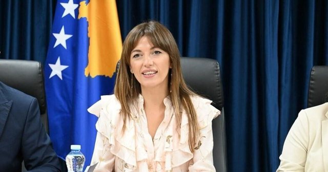 Albulena Haxhiu zgjidhet Kryetare e Kuvendit të Kosovës