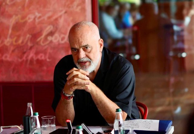 Rama shpërthen pas protestës së djeshme: A nuk ju vjen turp që shisni dhunën si mospajtim demokratik?