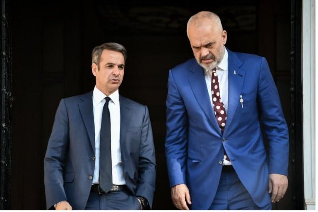 Greqia “kërcënon” futjen e Shqipërisë në BE