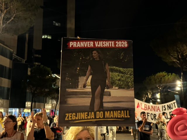 Protesta e 102-të në Tiranë/ Një pjesë e protestuesve bllokojnë Unazën: Më 12 shtator diaspora në shesh