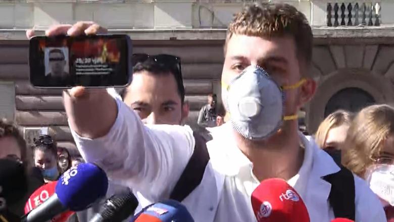 Rama e ekspozoi si protestues me precedent penal, i riu përgënjeshtron nga sheshi: Jam student i mjekësisë me mesatare 10