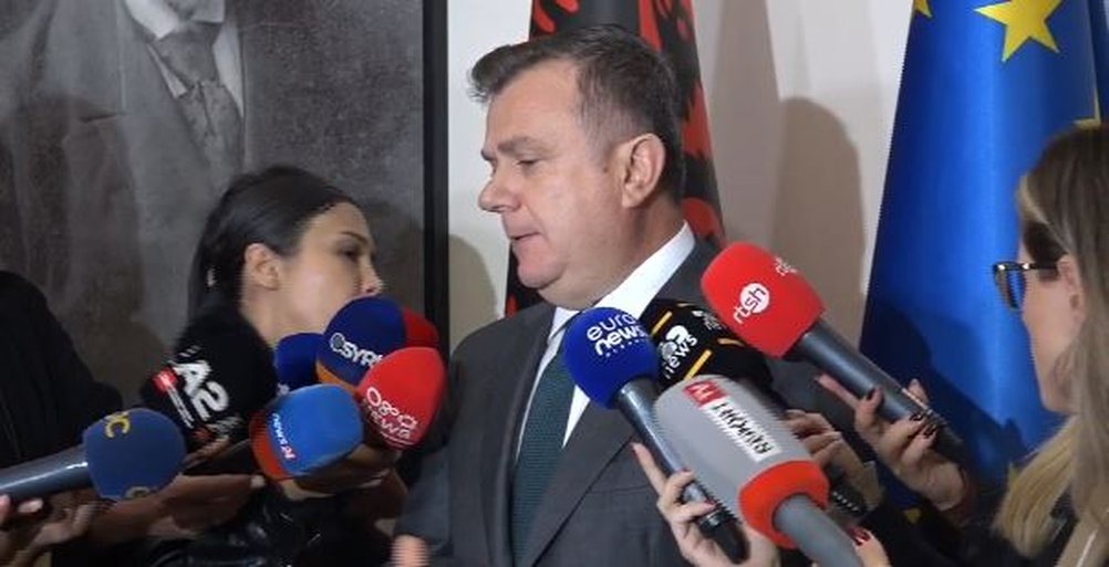 “Huliganë, hajdutë dhe dhunues”/ Balla i ashpër me protestuesit: Nuk janë qytetarë normalë!