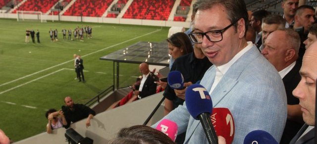 Vuçiç bën si i pa interesuar për futbollin pas dështimit të Serbisë: Më të rëndësishme se futbolli janë…zgjedhjet