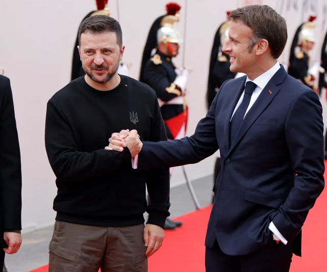 “Sanksionet e SHBA, pikë kthimi”, Macron: Do furnizojmë Ukrainën me raketa dhe avionë