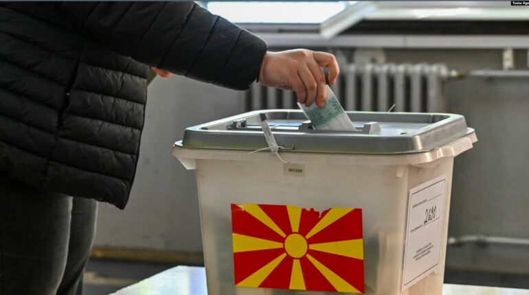 Zgjedhjet në Maqedoninë e Veriut, pjesëmarrja në votim 31% deri në orën 15:00