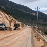 SHIFRAT/ 370 miliardë lekë për rrugë e asfalt që po shkërmoqet që pas shiut të parë