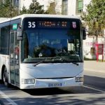 Kriza e naftës godet transportin, shoqatat: Nga e hëna, 30% më pak urbanë