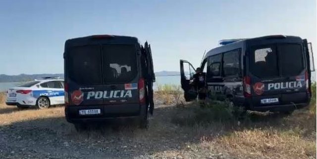 Burri vret gruan dhe më pas veten në Roskovec!