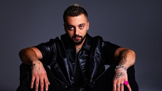 Lirohet nga burgu, Gjesti!