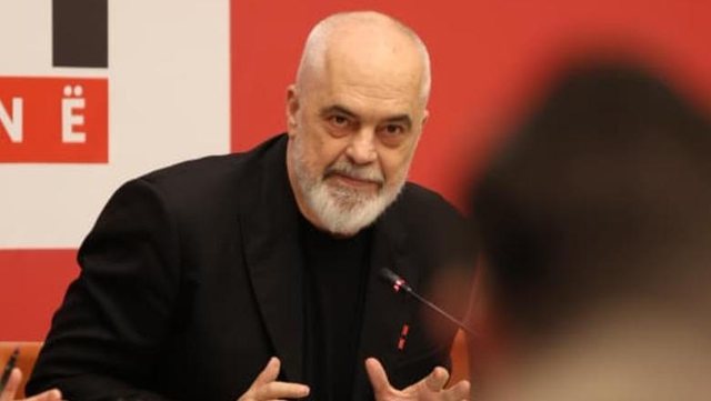 Rama sërish replikë me ‘Reporterët Pa Kufij’: Mediat nuk janë të kapura, opozita dominon hapësirën mediatike