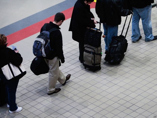 Shqipëria zbrazet nga të rinjtë: 62% e emigrantëve në 2024 nën 35 vjeç