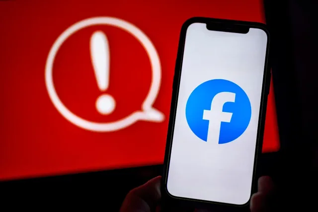 Bie rrjeti social ‘Facebook’ në të gjithë botën, mijëra përdorues të prekur