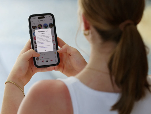 Tre muaj pas ndalimit të rrjeteve sociale për të rinjtë, çfarë po ndodh në Australi