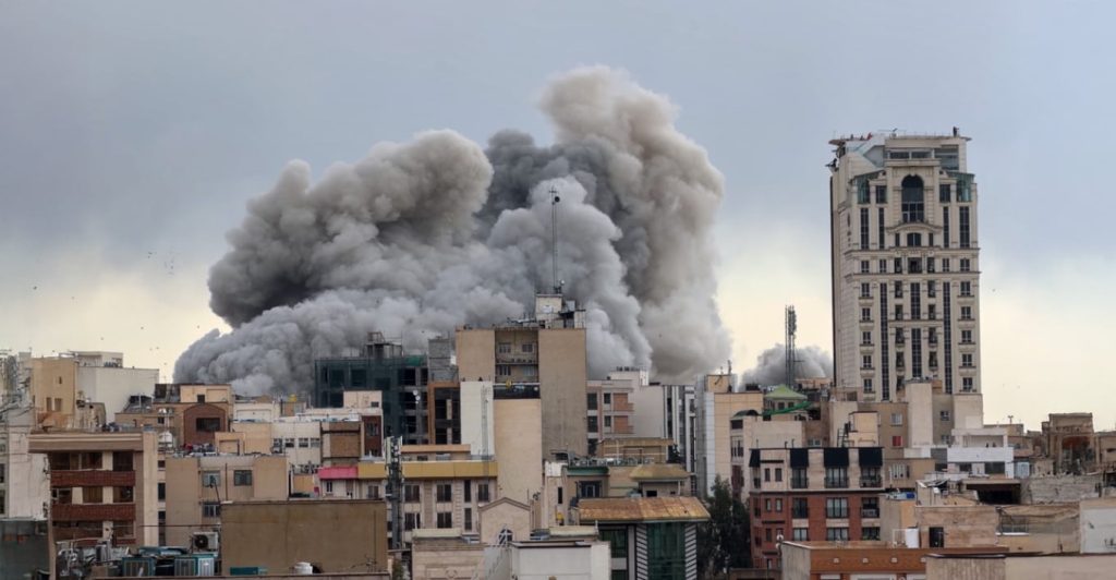 Analiza e CNN: Tre skenarë se si mund të përfundojë kriza në Lindjen e Mesme, nga më e mira te më e keqja