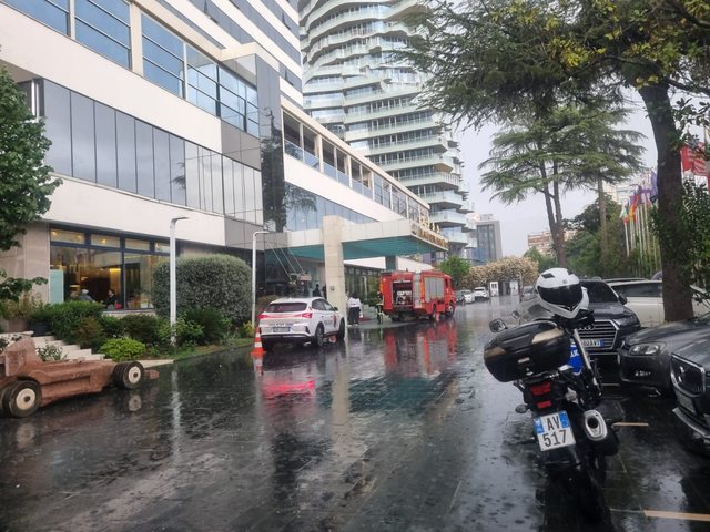 Bie zjarr në katin e katërt të “Hotel Tirana”