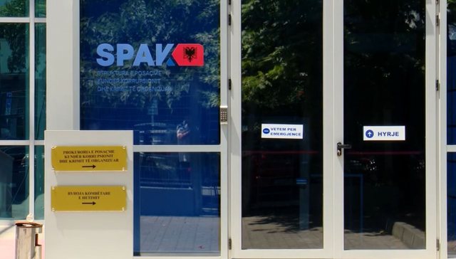 Aksioni i SPAK te call centeri në Tiranë/ Njoftimi zyrtar: U morën 4 francezëve 845 mijë euro, arrestohet “koka”! (Skema e mashtrimit)