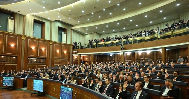 Deputetët ratifikojnë marrëveshjen për anëtarësimin e Kosovës në Bordin e Paqes