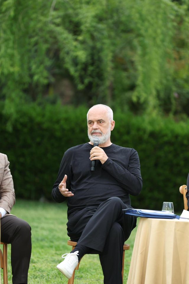 “Paketa e Maleve”, Rama: Nuk e kemi për investitorët e mëdhenj, askush prej tyre s’do përfitojë territore . E kemi për qytetarët