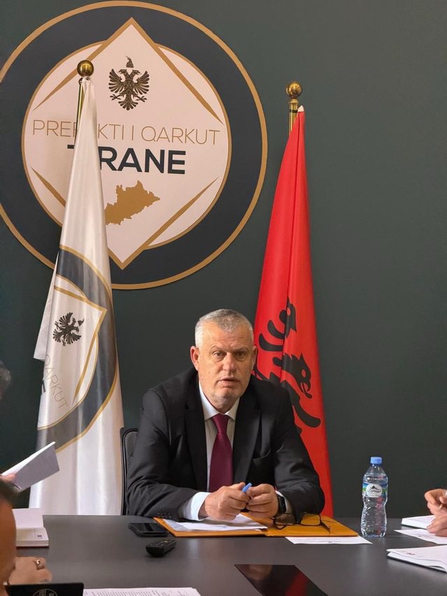 Pasi sistemoi tek “hallat e dajat” të prekurit nga zjarri, Shkëlqim Hajdari propozon ngritjen e grupeve vullnetare