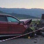 Aksident i rëndë në Memaliaj, dy automjete përplasen “kokë më kokë”! 8 persona në spital