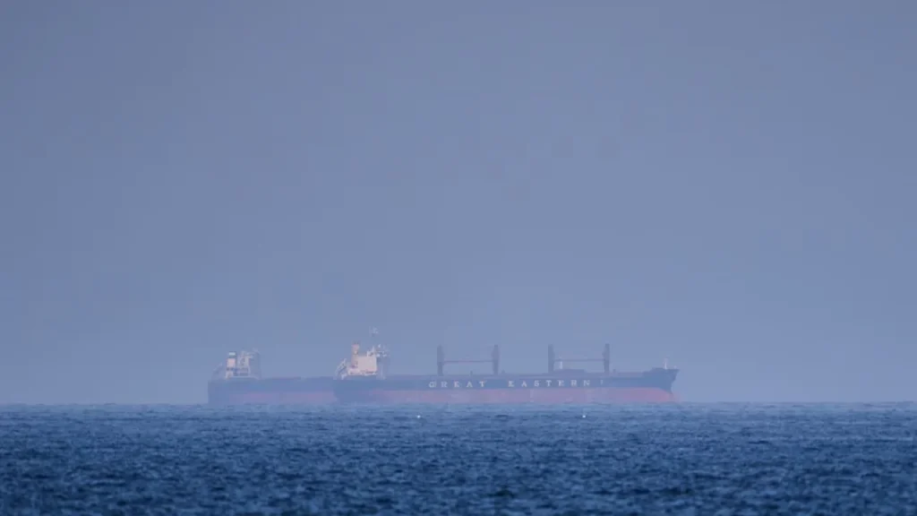 Zyrtari i lartë iranian bën deklaratën: Anijet që paguajnë do të kenë përparësi në Ngushticën e Hormuzit