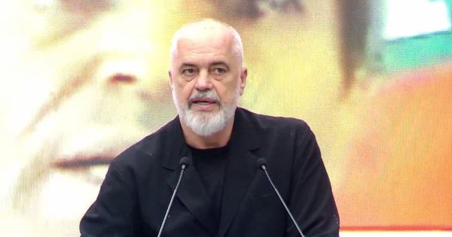 Rama në Korçë: Ne do të vendosim flamurin e Ismail Qemalit dhe Gjergj Kastriotit në Bruksel