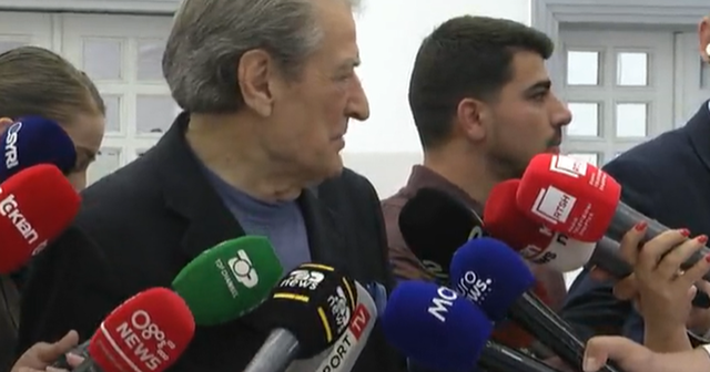 Referendimi në PD për kryetarin/ Hedh votën në kuti Sali Berisha