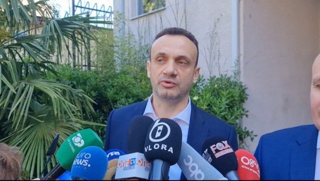 Në burg prej 2 vjetësh, lirohet ish-kryeprokurori i Vlorës Aurel Zarka
