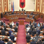 PS paralajmëron ndërhyrje në Kodin Rrugor: Të fortët e lagjeve duhen bërë shembull!